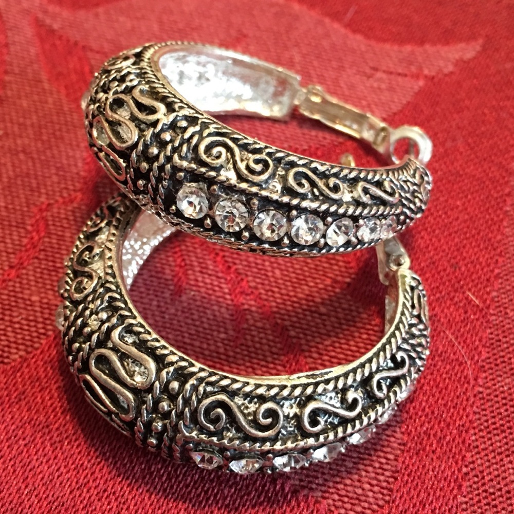 Sparkly lightweight hoop earrings